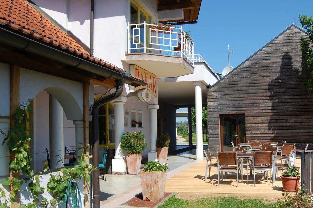 Hotel Rakar Trebnje Exterior foto