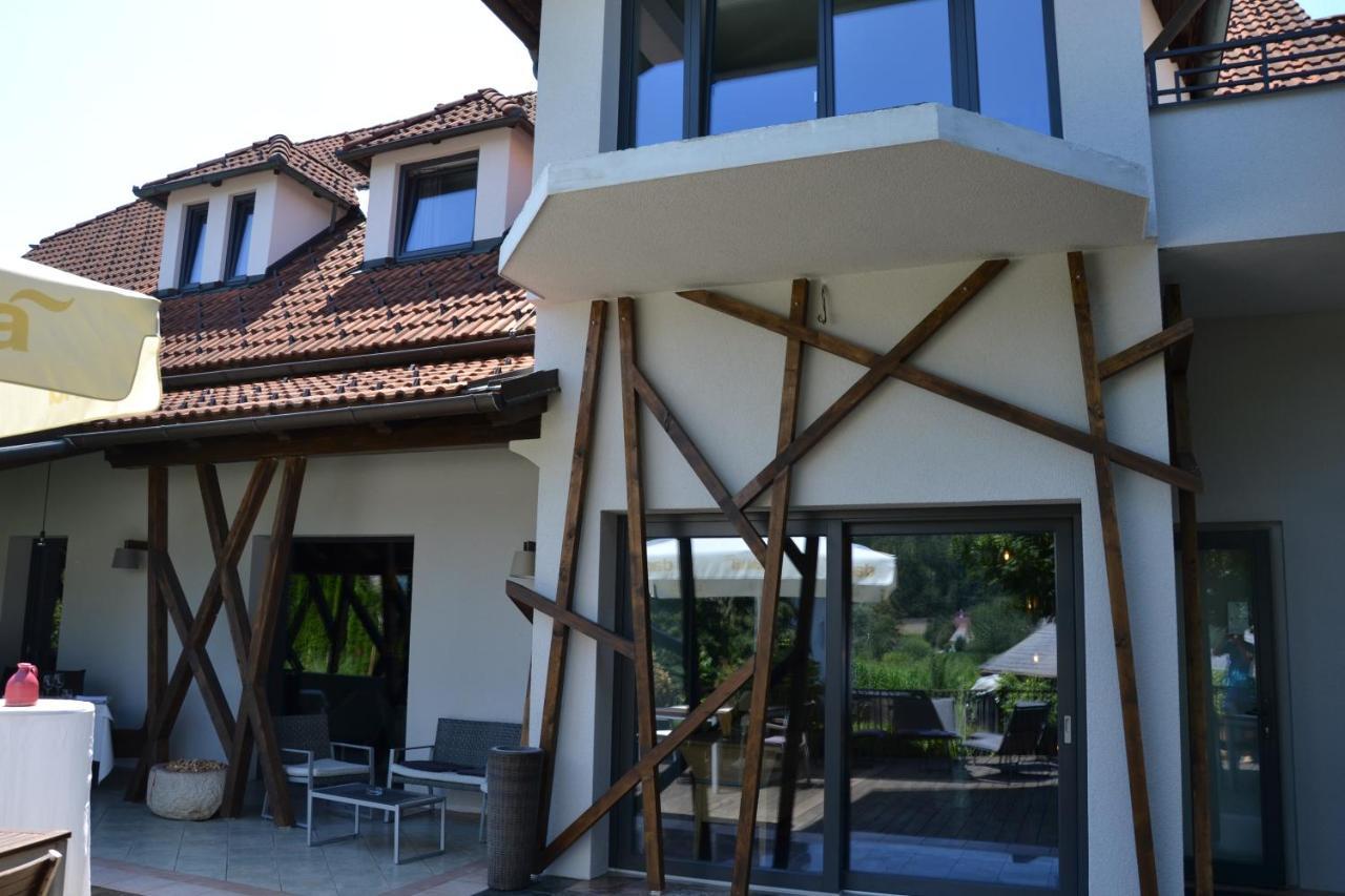Hotel Rakar Trebnje Exterior foto